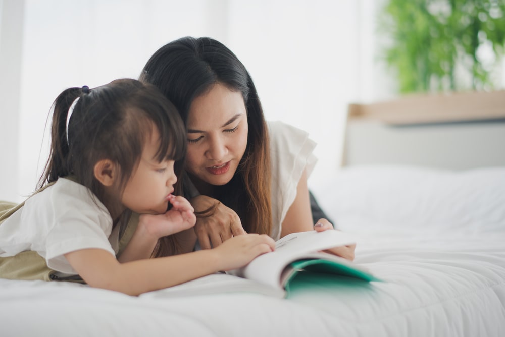 bacakan-dongeng-untuk-melatih-kecerdasan-bahasa-anak