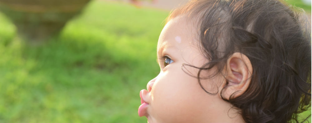 Meski Tidak Lebat, Rambut Si Kecil Perlu Dirawat Lho!