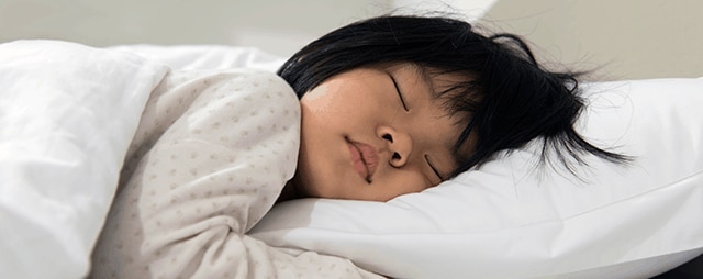 Jangan Sepelekan Manfaat Tidur Siang agar Si Kecil Tumbuh Optimal