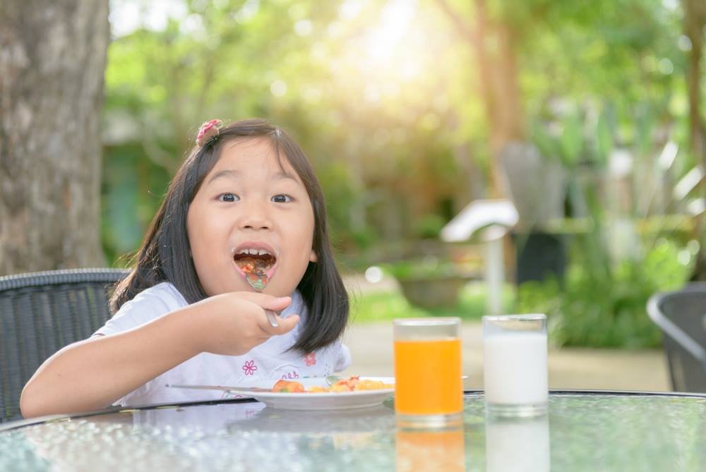 Ketahui cara efektif untuk meningkatkan selera makan Si Kecil