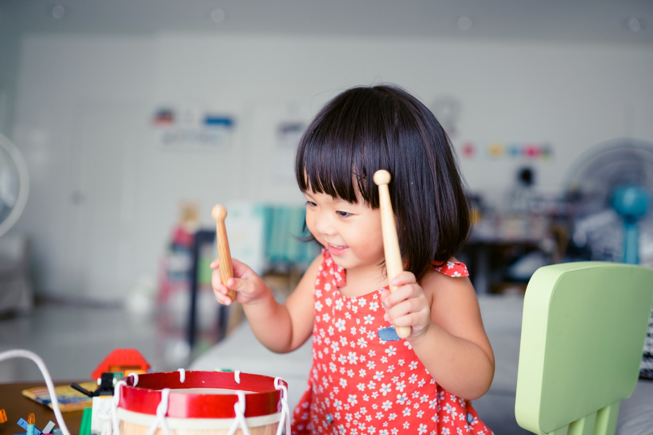 Tumbuh Kembang Anak 1 Tahun 