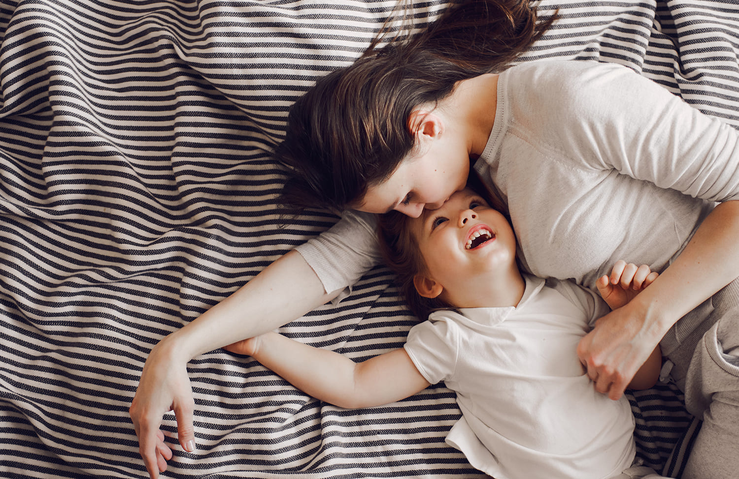 Kenali Tahap Perkembangan Anak pada Aspek Sosial Emosional