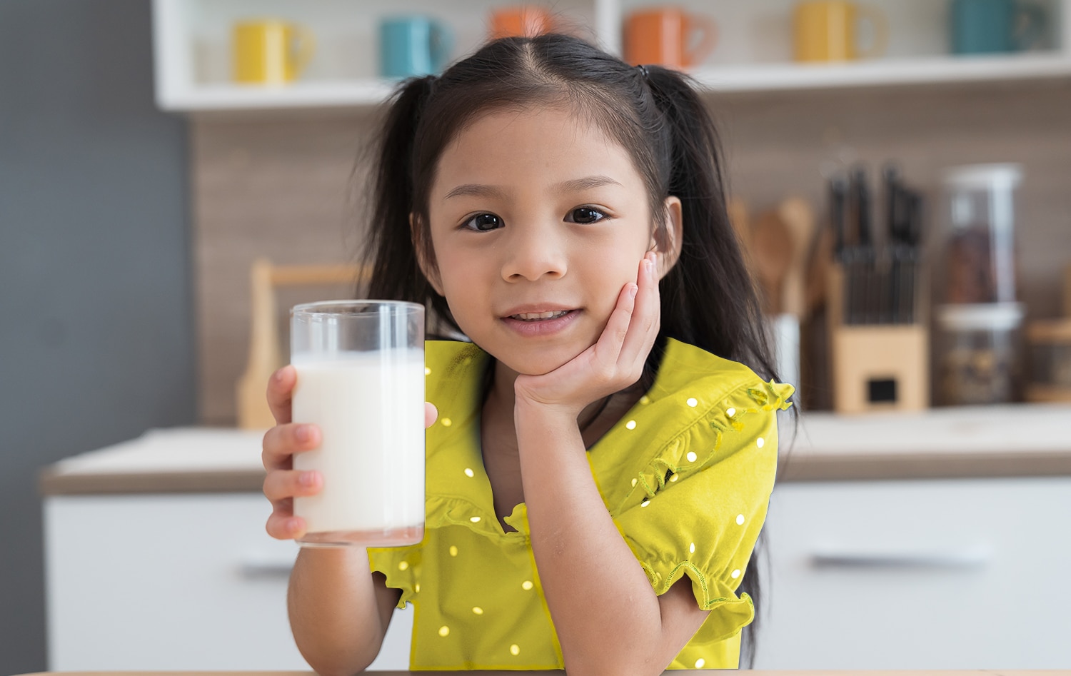 Apa Manfaat Minum Susu Saat Sahur? Simak Penjelasan Berikut!