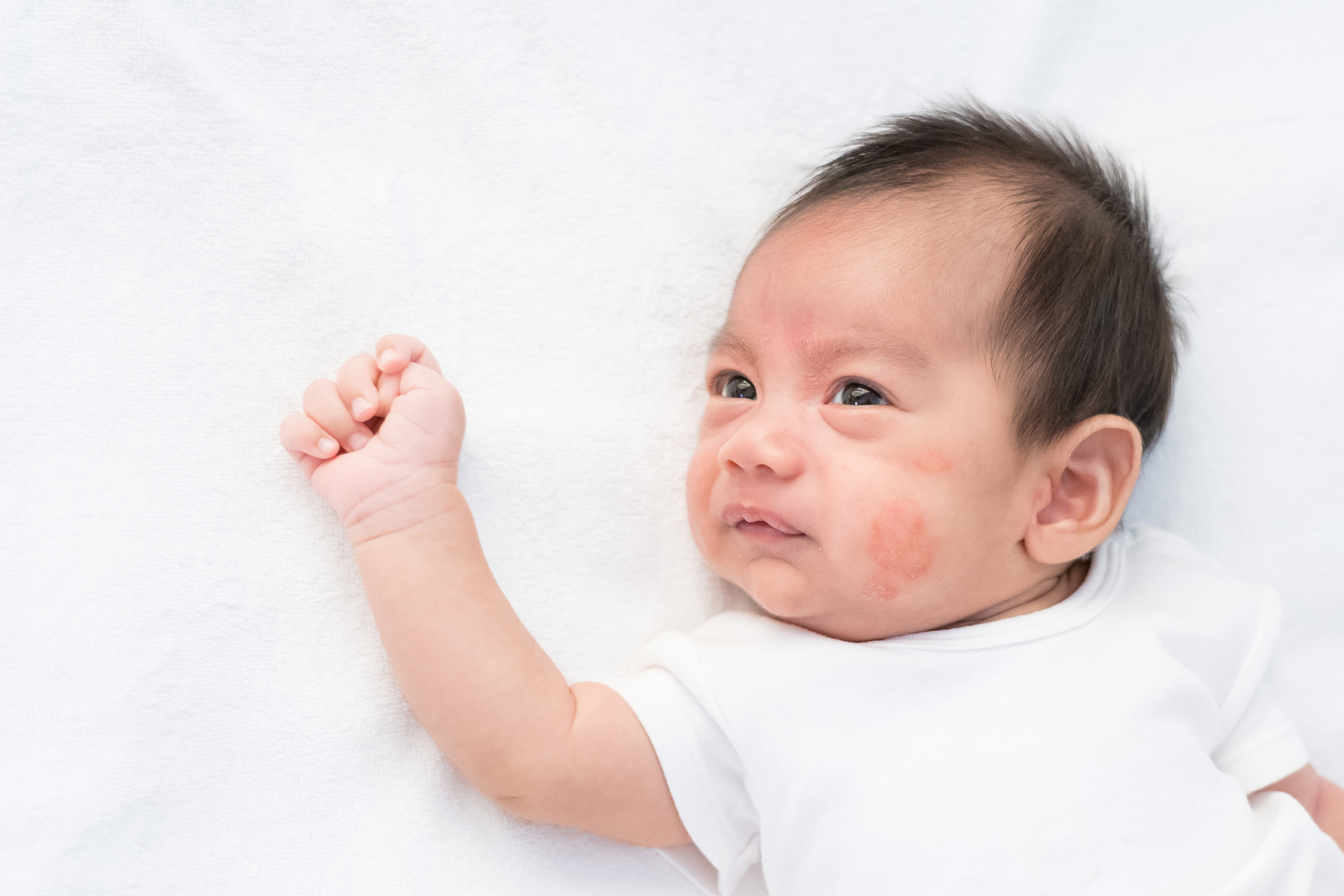 Penularan alergi dari Bunda kepada bayi mungkin tidak bisa dihindari