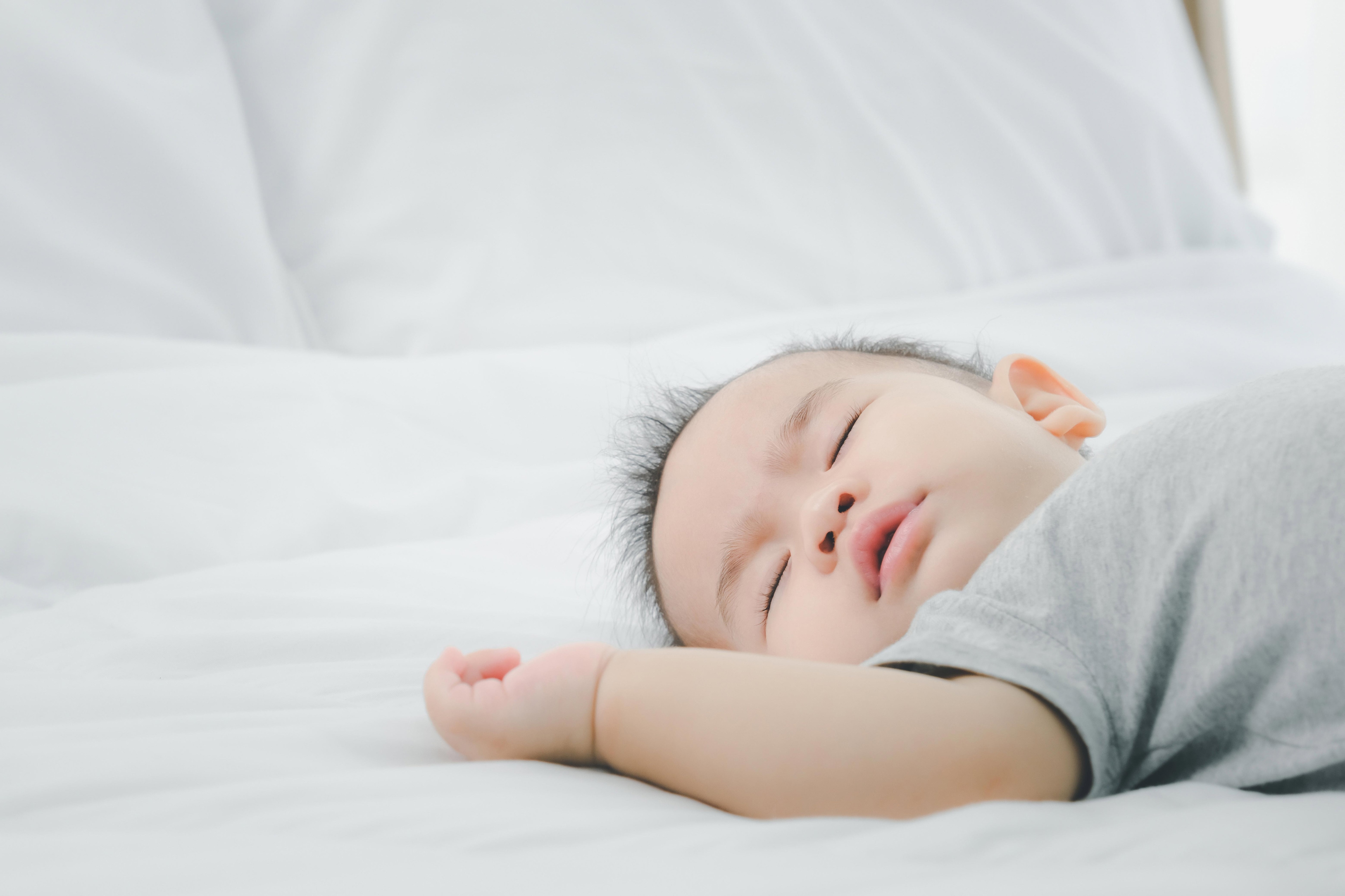 Bayi Bangun Tengah Malam: Apakah Tanda Lapar?