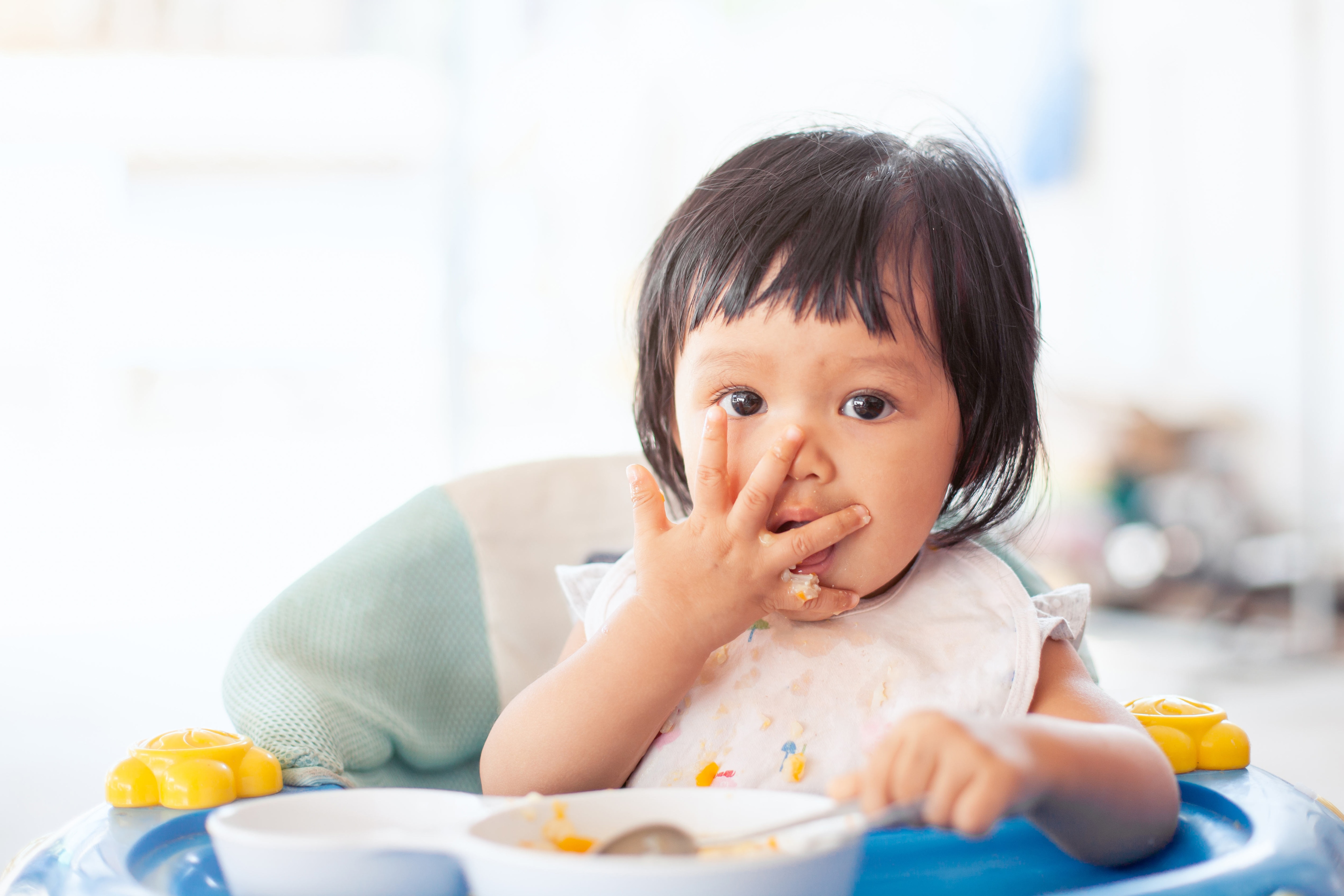 Seberapa Sering Bayi Harus Makan