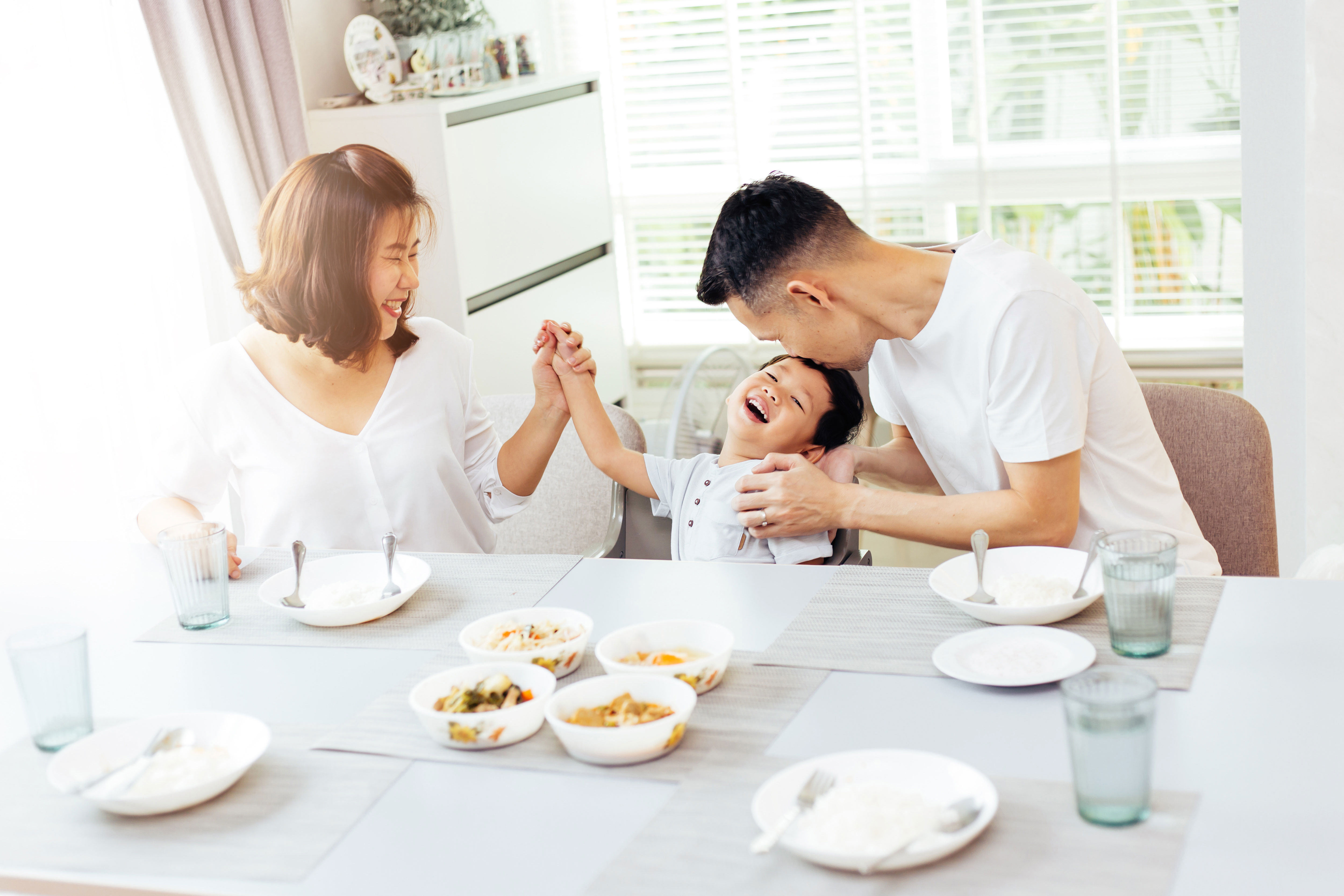 Waktu Makan Keluarga: Mengapa Makan Bersama Penting