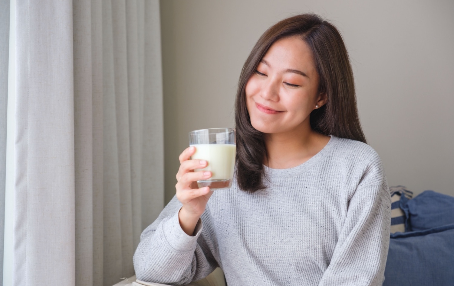 Bagaimana Cara Konsumsi Susu DANCOW Full Cream untuk Dewasa